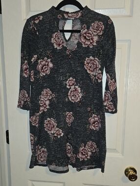 living doll Charcoal Floral Keyhole Long-Sleeve Dress